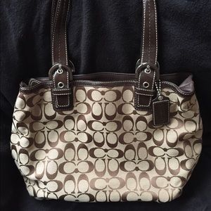 Coach Soho Signature Tote F17401